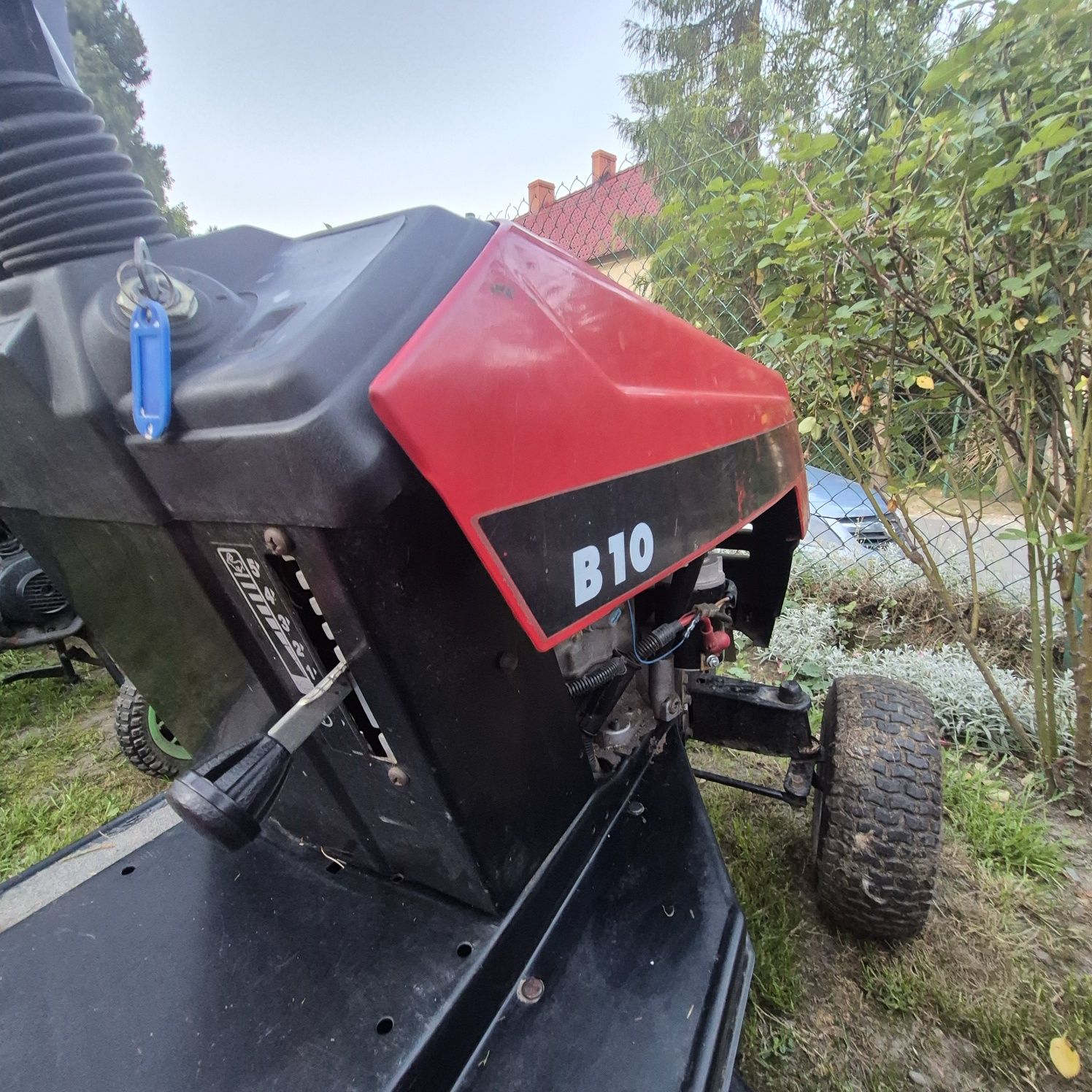 Traktorek kosiarka MTD B10
Model: MTD B10.