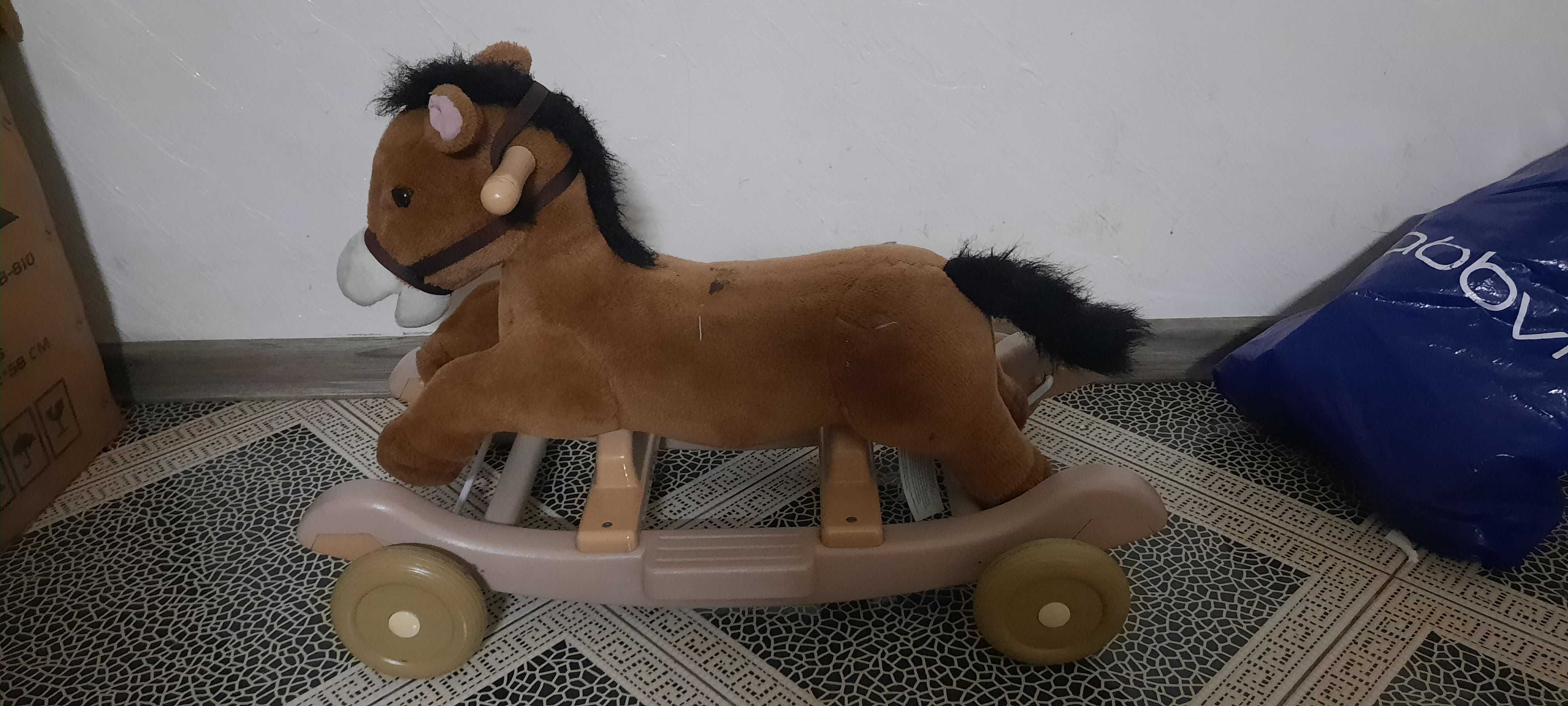 Детская качалка-каталка лошадь