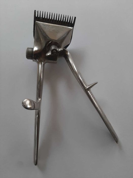 Ручна машинка для підстригання волосся