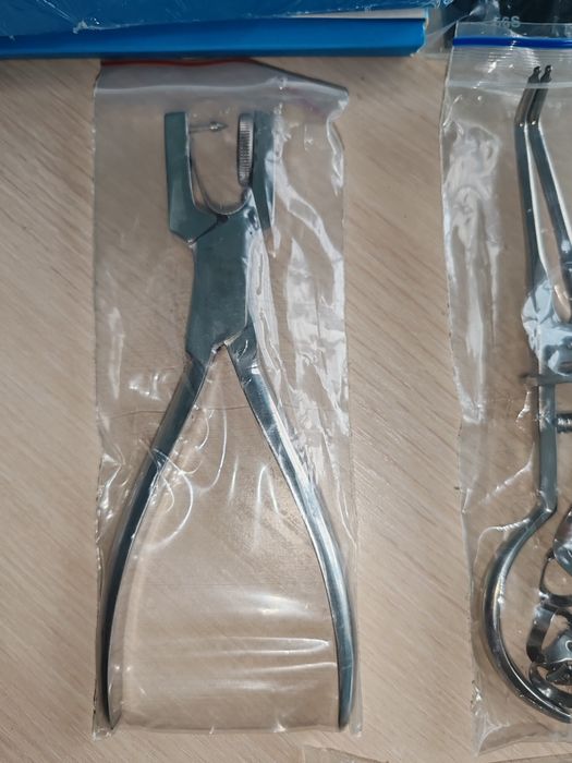 Стоматологічний набір НОВИЙ. Система для кофердама