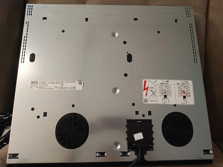 Індукційна варильна поверхня AEG (IKE63441FB)