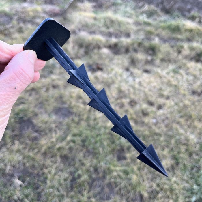 Kołki mocujące szpilki kotwy agrowłokniny folii Biovita 150mm 100 szt.