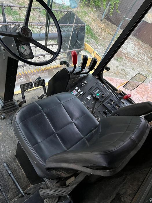 Kombajn New Holland tx 34