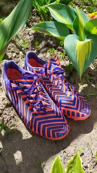 Футбольные бутсы Adidas 39 рр