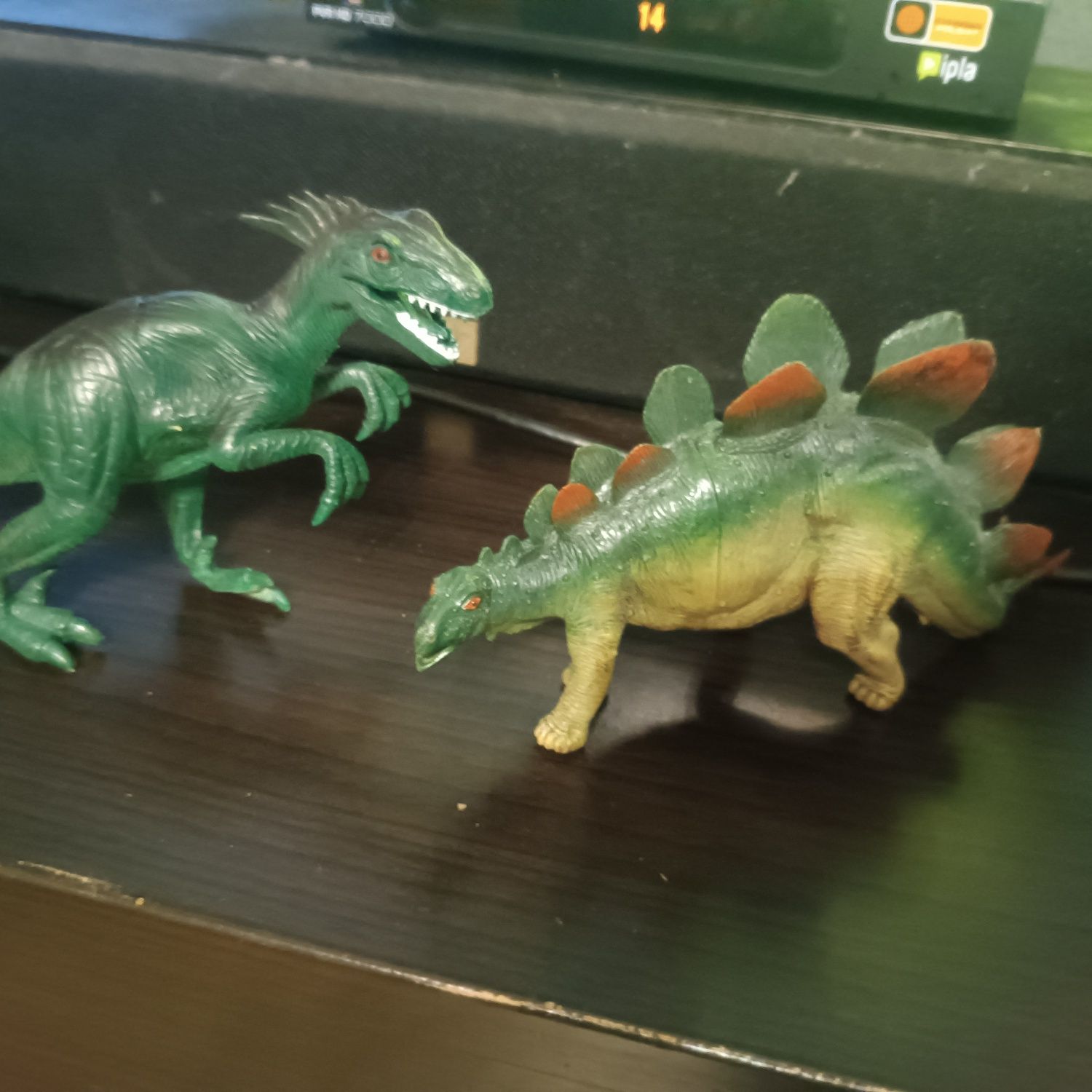 Dinozaury figurki