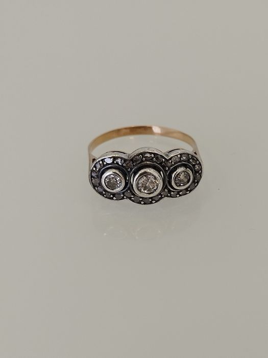 Anel prata e ouro com diamantes