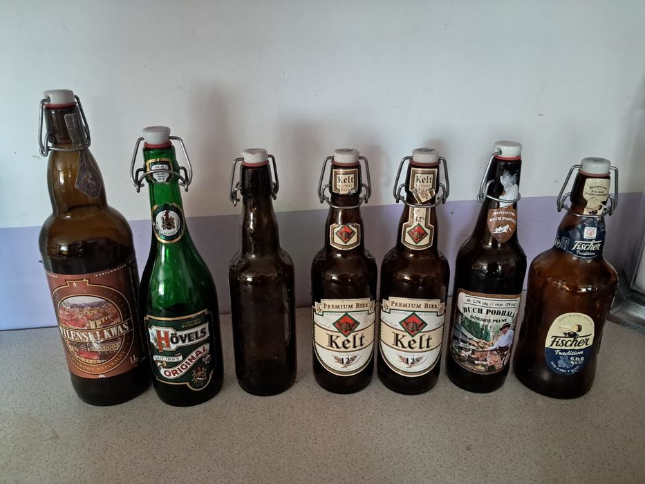 Butelki szklane  z kapslem