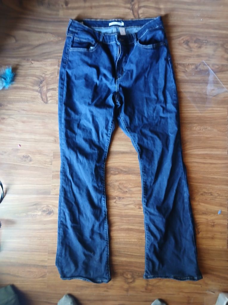 Spodnie damskie levis rozmiar 34