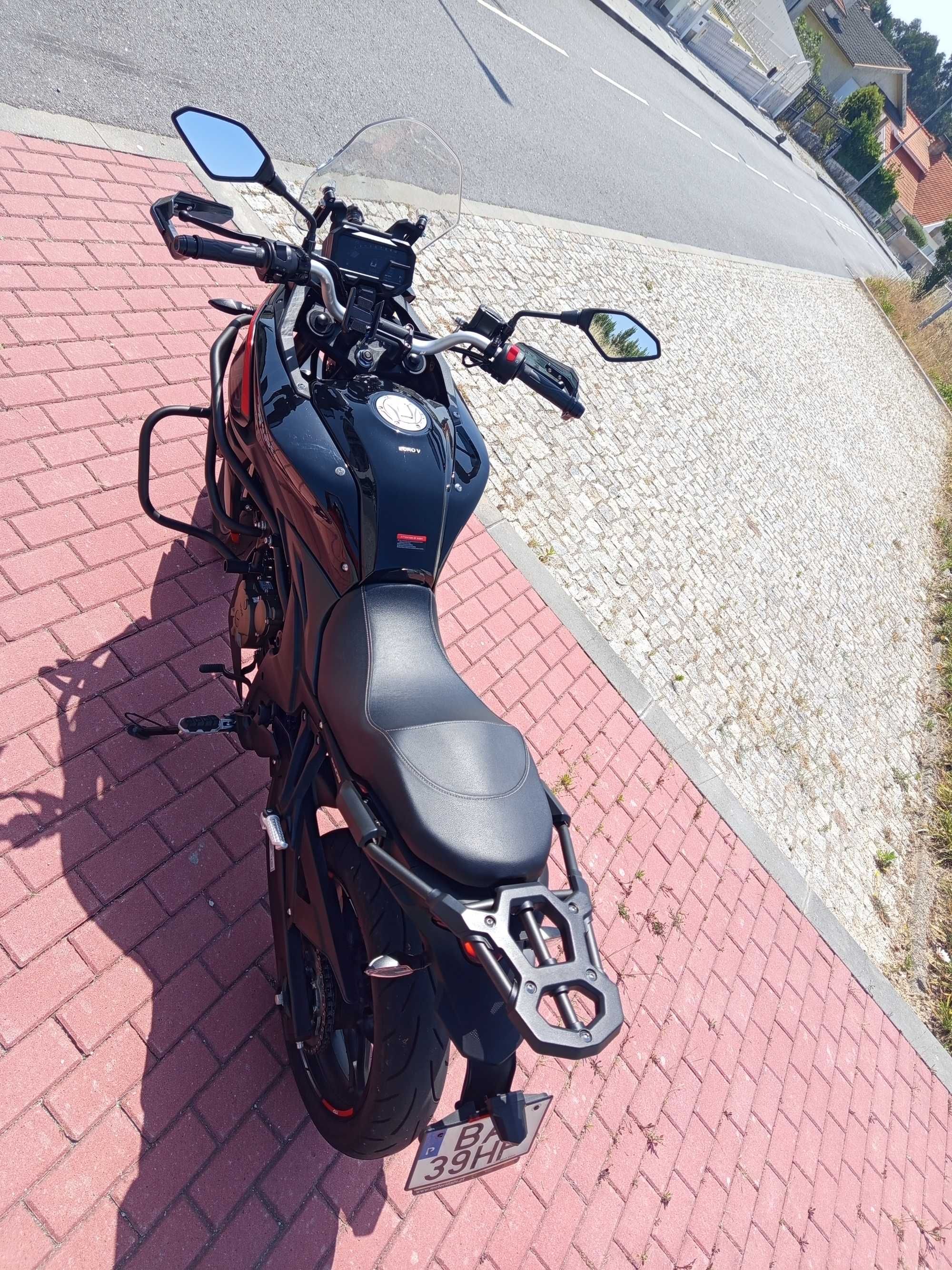 Moto Voge 300 DS (excelente estado)