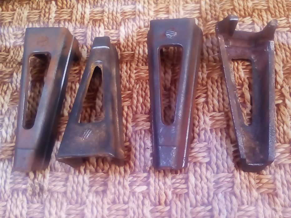 Ножки под ванну чугунные