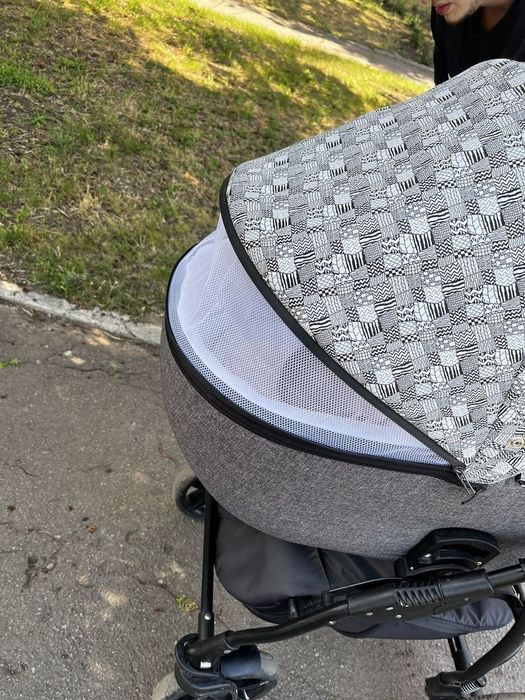 Продам коляску 2в1