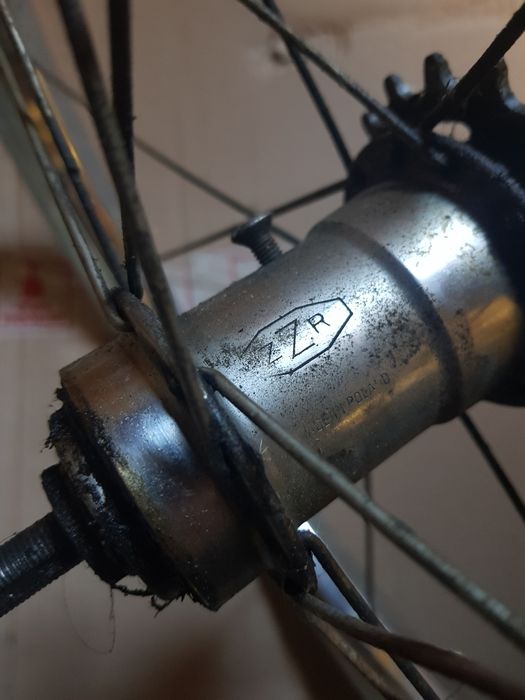 Koła ZZR wąski trapez 24 szprychy kpl