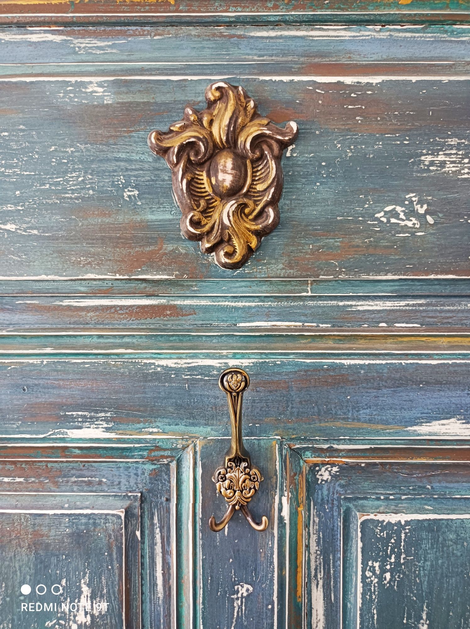 Stare drzwi dekoracyjno -użytkowe