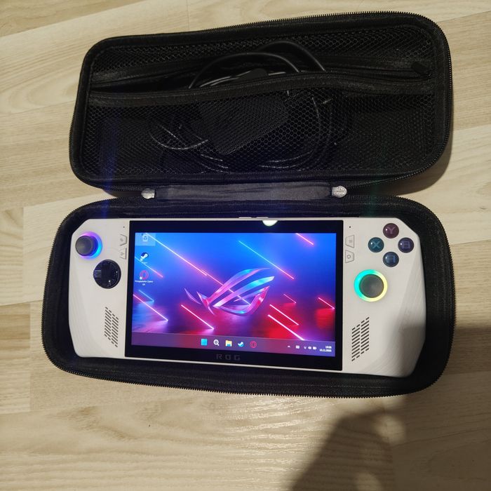 Asus ROG Ally Z1 Extreme dysk 2 TB konsola handheld win11