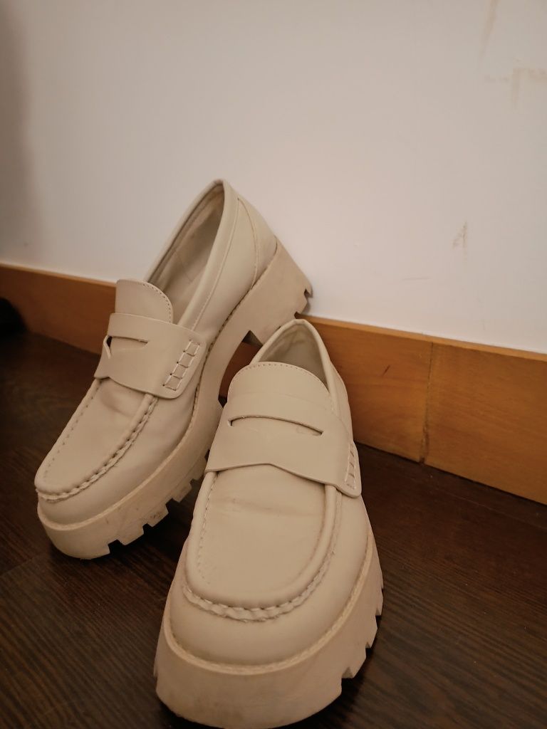 Zapatos pouco uso