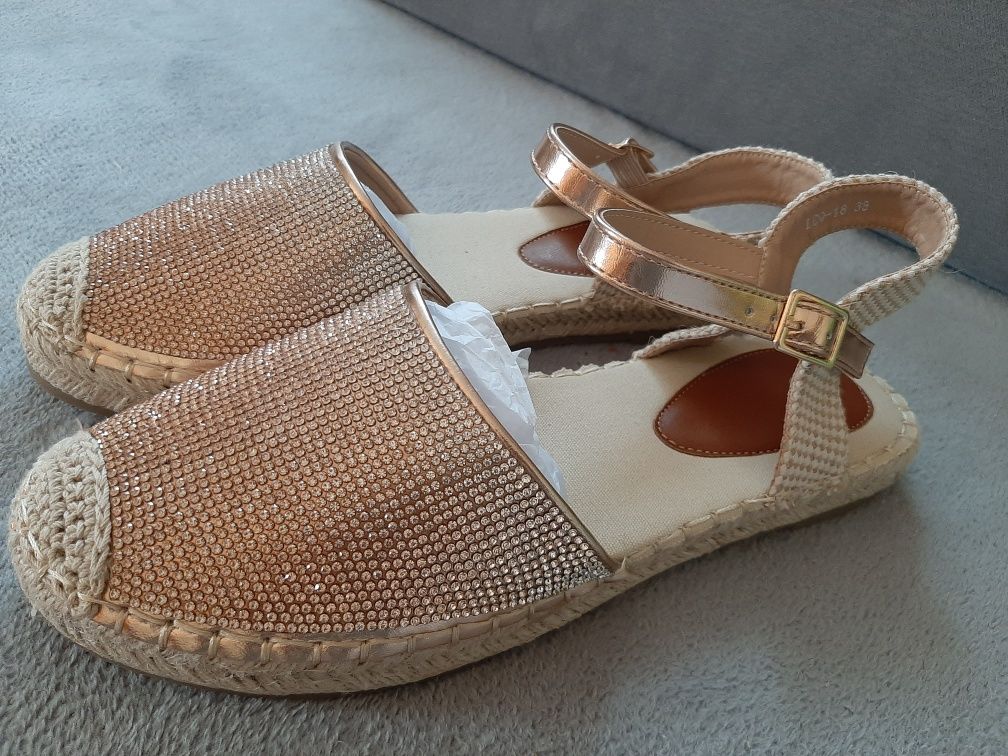 Nowe espadryle 38