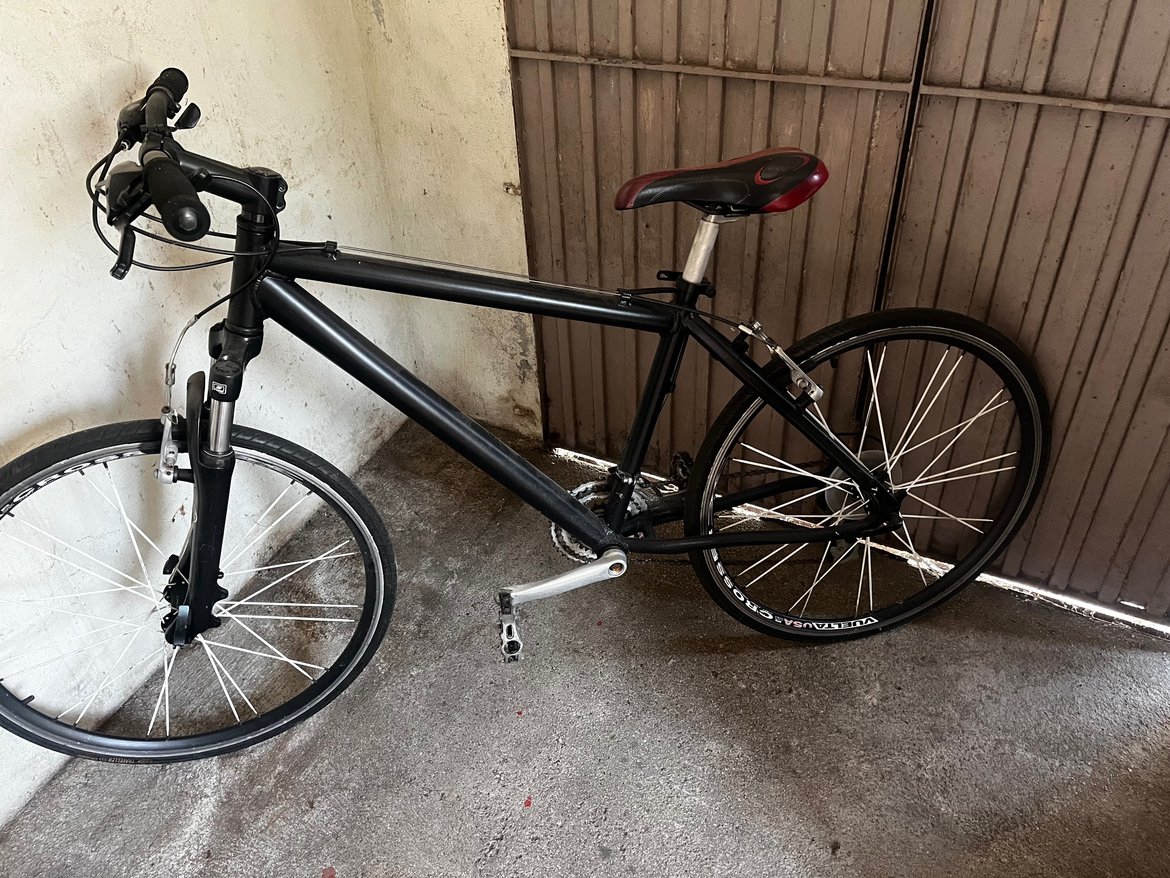 Vendo consola de pegeot 308, vendo ótica no estada em que se encontra