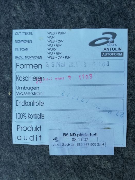 Podsufitka tapicerka sufitowa audi A4b6