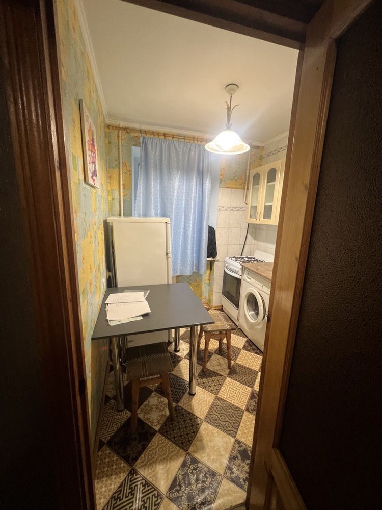 Продажа 1 комнатной квартиры п-т. Леся Курбаса 9б.