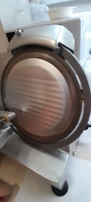 Слайсер Frosty HBS-220JS
Код: 12250