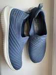 Кросівки , сліпони Skechers