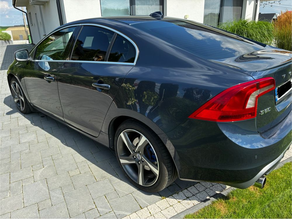 Volvo s60 2011r R-Desing