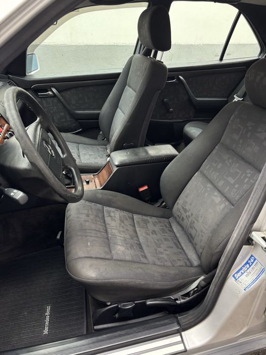 Mercedes C220 w202