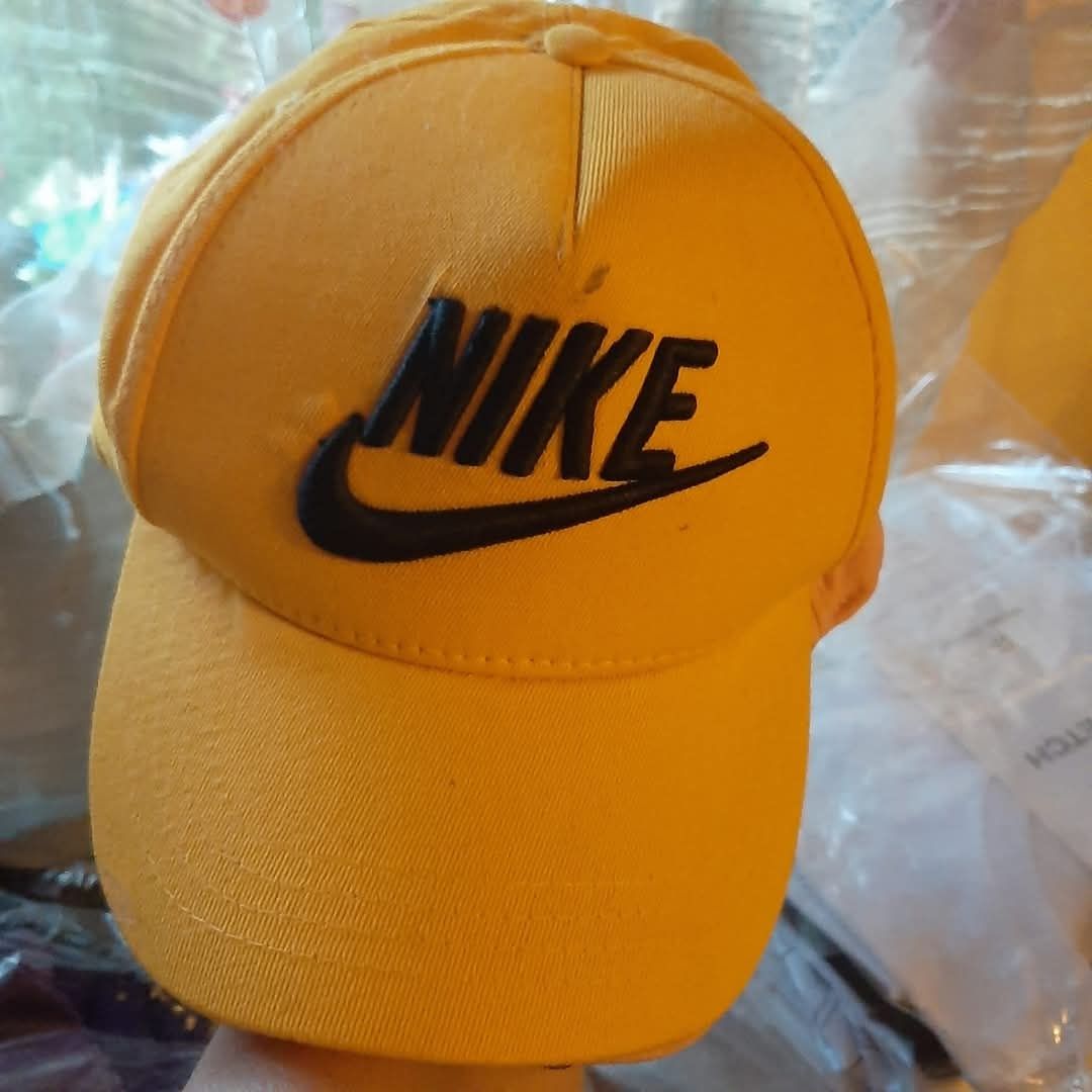 Czapka z daszkiem