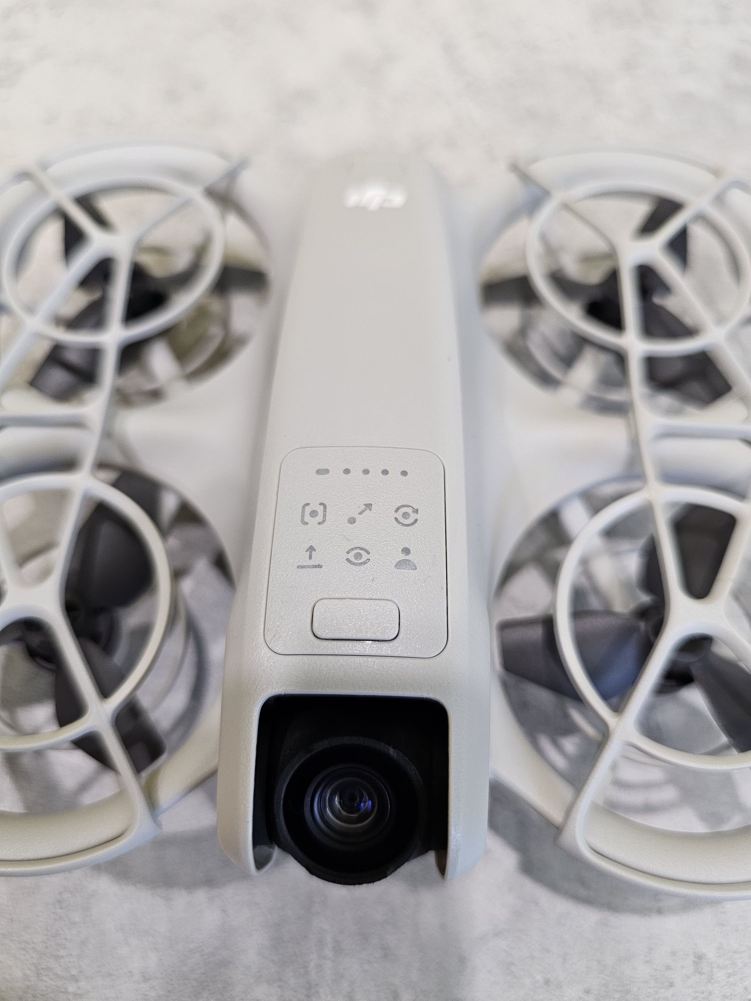 Квадрокоптер Dji Neo