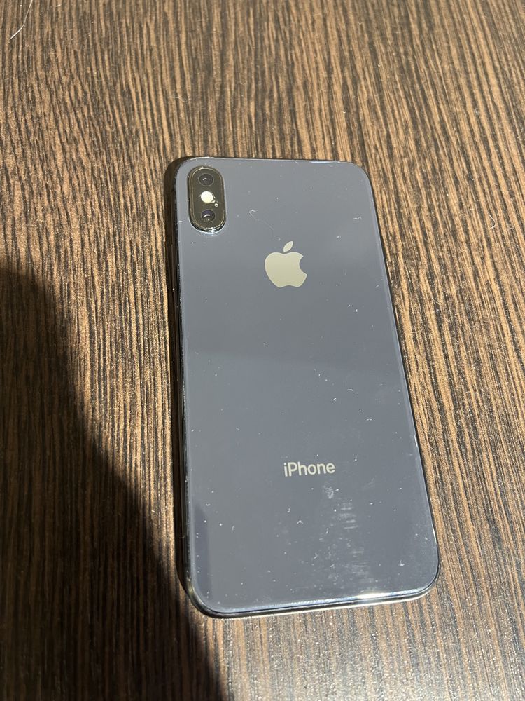 Iphone xs 64gb гарний стан