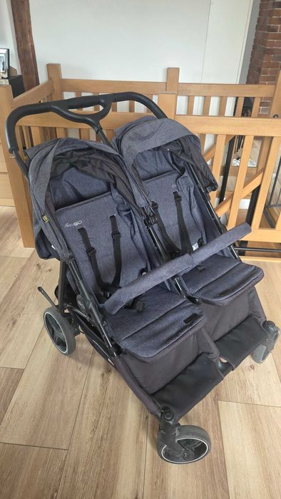 Wózek spacerowy bliźniaczy