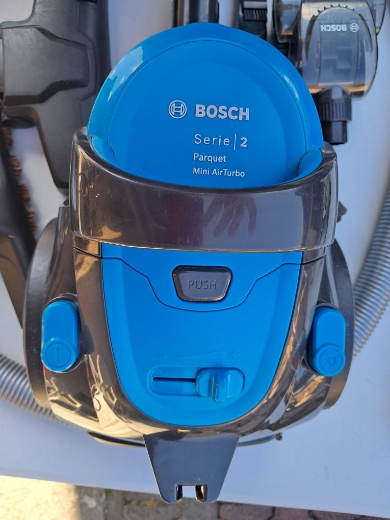 Odkurzacz bezworkowy Bosch Series 2 Parquet Mini AirTurbo 700W