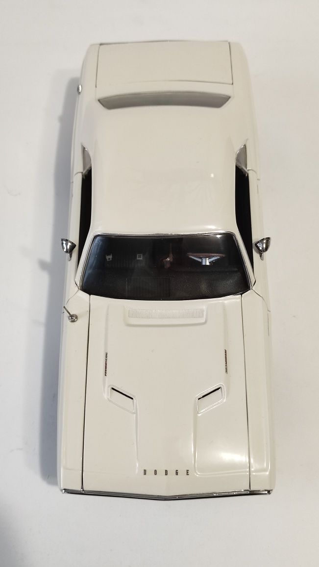 Dodge Challenger R/T 1970, Highway61, 1:18