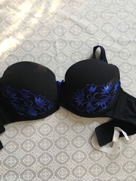 Нижнее белье Флоранж, бюстгальтеры мягкая чашка и пуш-ап