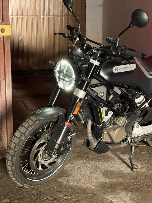 Husqvarna Svartpilen 125