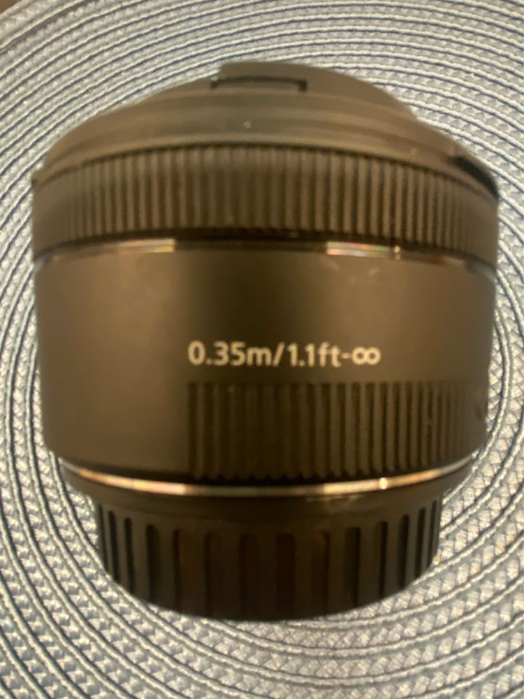 Canon ef 50mm - f/1.8 stm