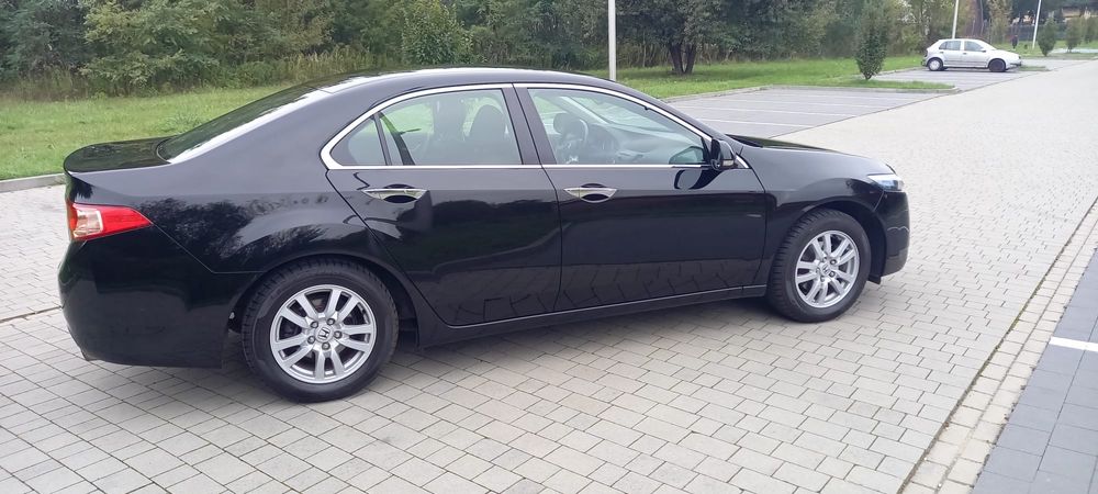 Honda Accord Niski przebieg 100 tys krajowy