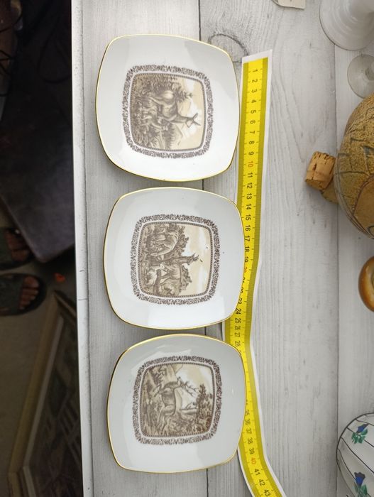 Talerze ozdobne z motywem mysliwkim