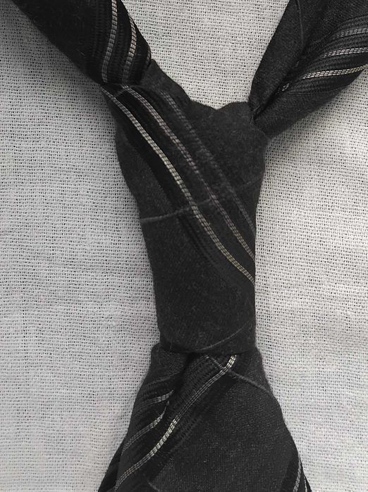 Галстук шелковый Donna Karan signature оригинал Италия