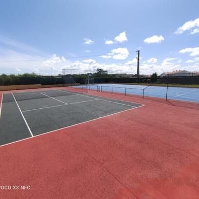 Férias condominio fechado com piscina e campo de jogos