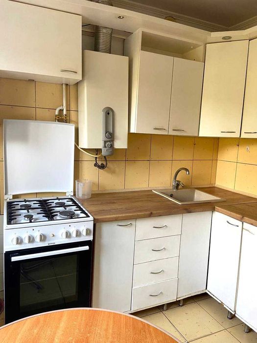 Здам 3-кім квартиру, вул. Паркова 8, Центр Рівного. Власник