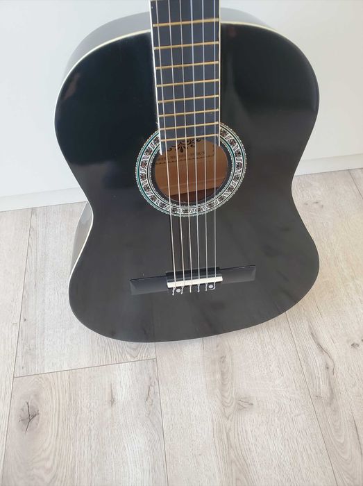 класична гітара нейлонові струни повнорозмірна нова