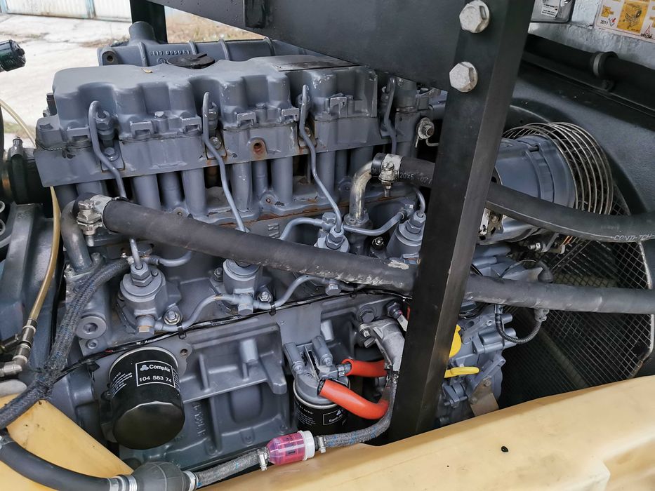 Kompresor śrubowy spalinowy Compair C76 Soft Start