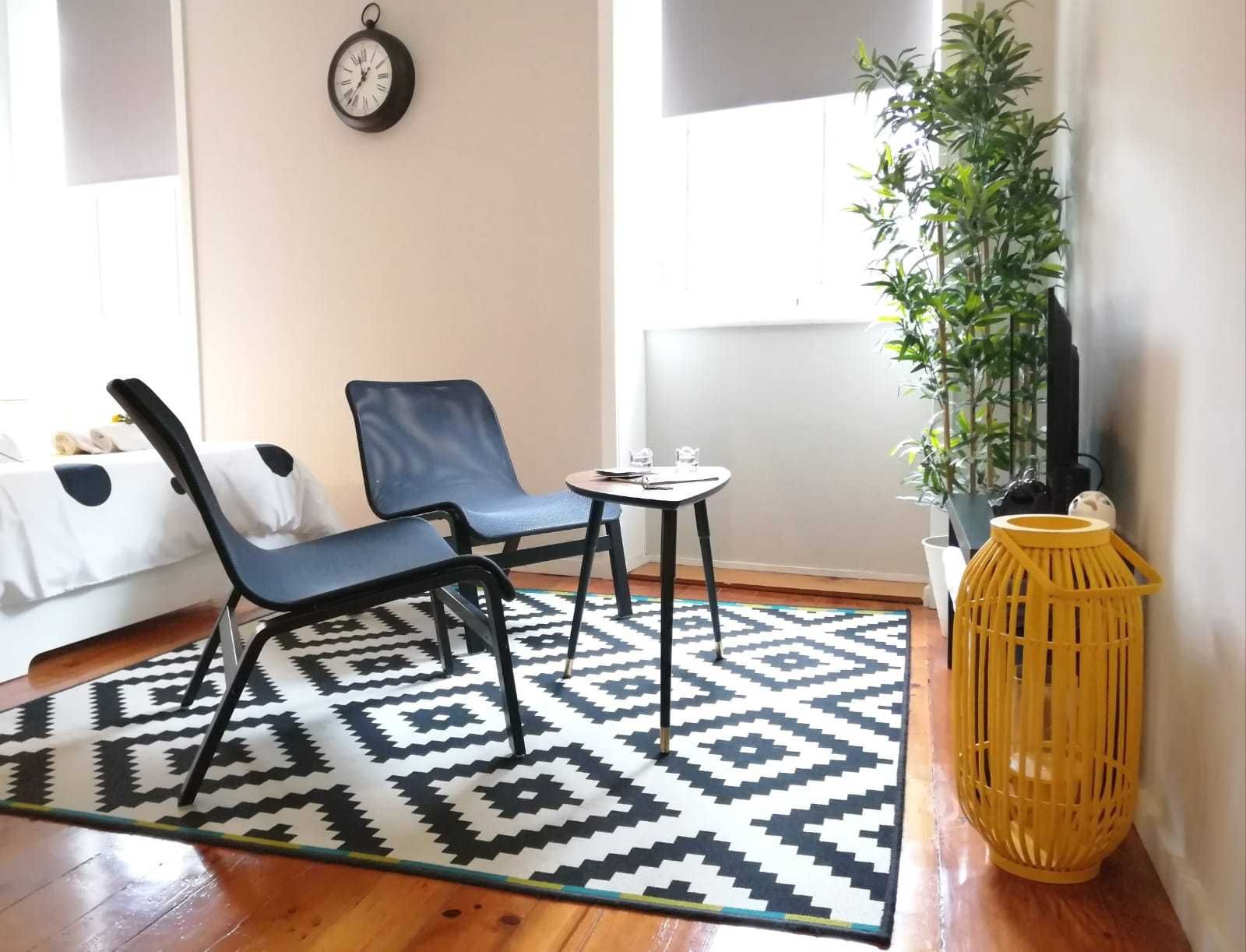 Apartamento T1 no Heroismo (contas incluidas)