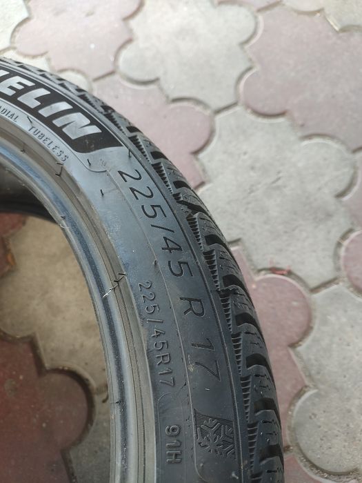 Michelin Alpin 7 225/45 R17
