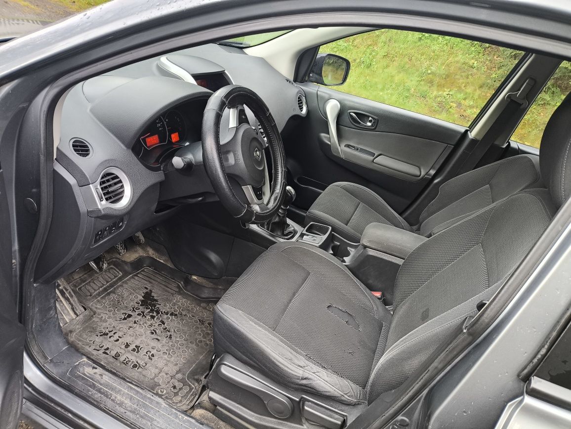 Renault koleos 2.0dci 150 koni 4x4