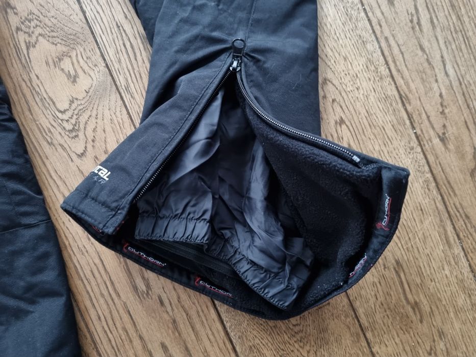 Jak Nowe!  spodnie narciarskie, Outhorn, rozm L