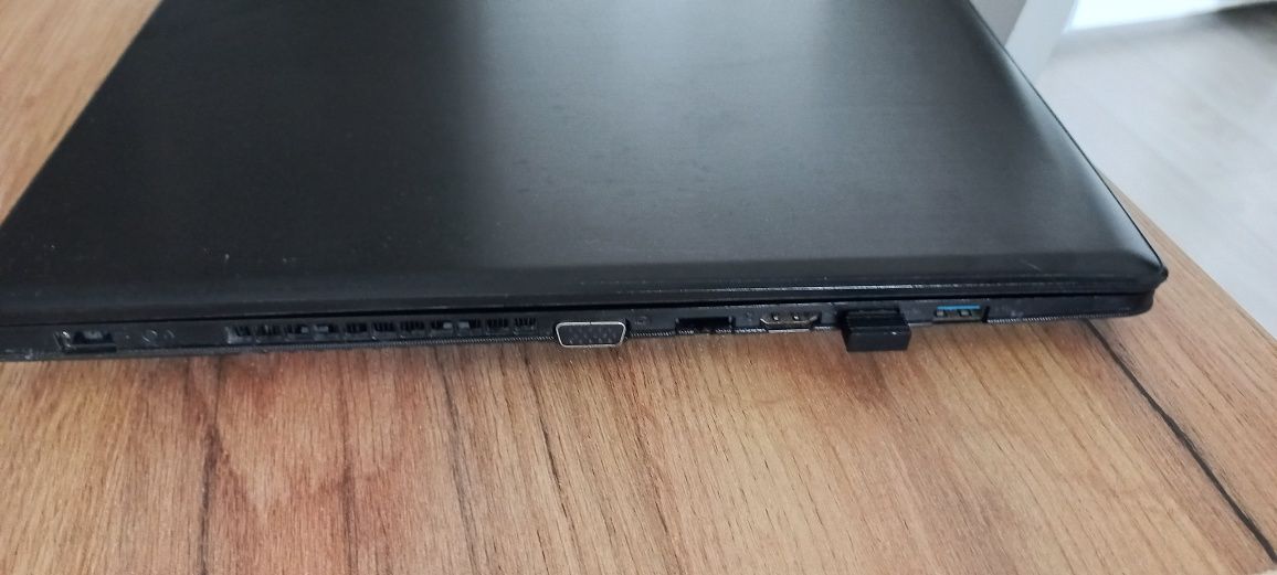 Laptop lenovo z70-80