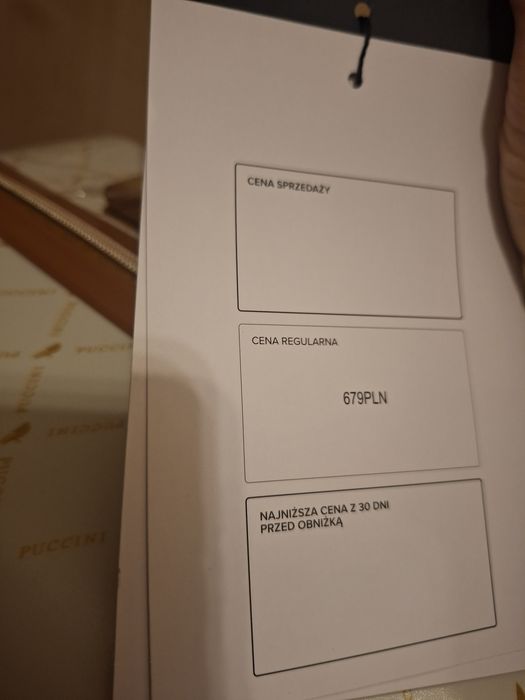 Średnia walizka Puccini z kolekcji Saint Tropez biała