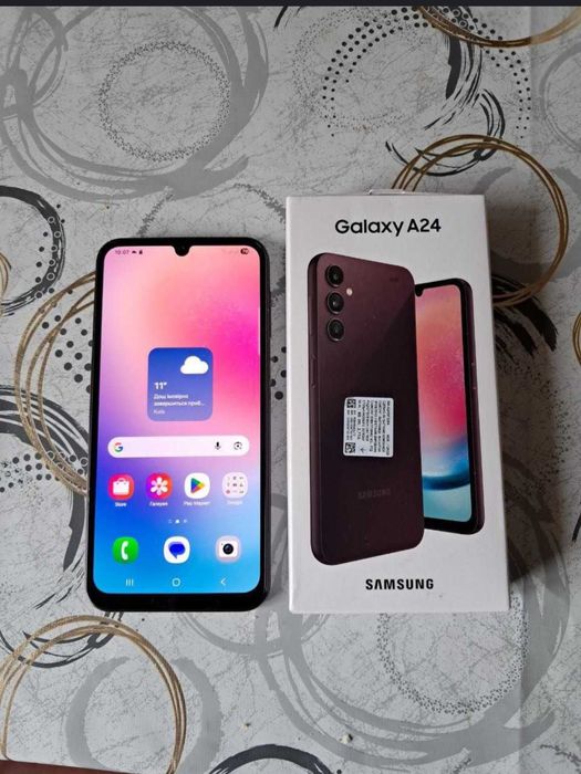 Продам тіліфон  Самсунг А24  новий